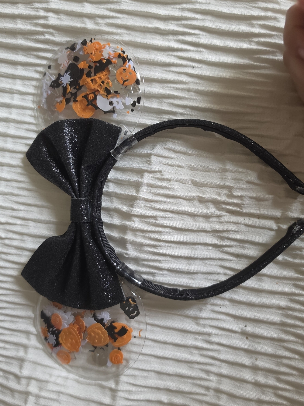Disney Mickey Ears Halloween Shaker Ear Headband with Black Bow Like New